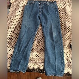 Levi's 501 40x32 Relaxed Fit Blue Jeans